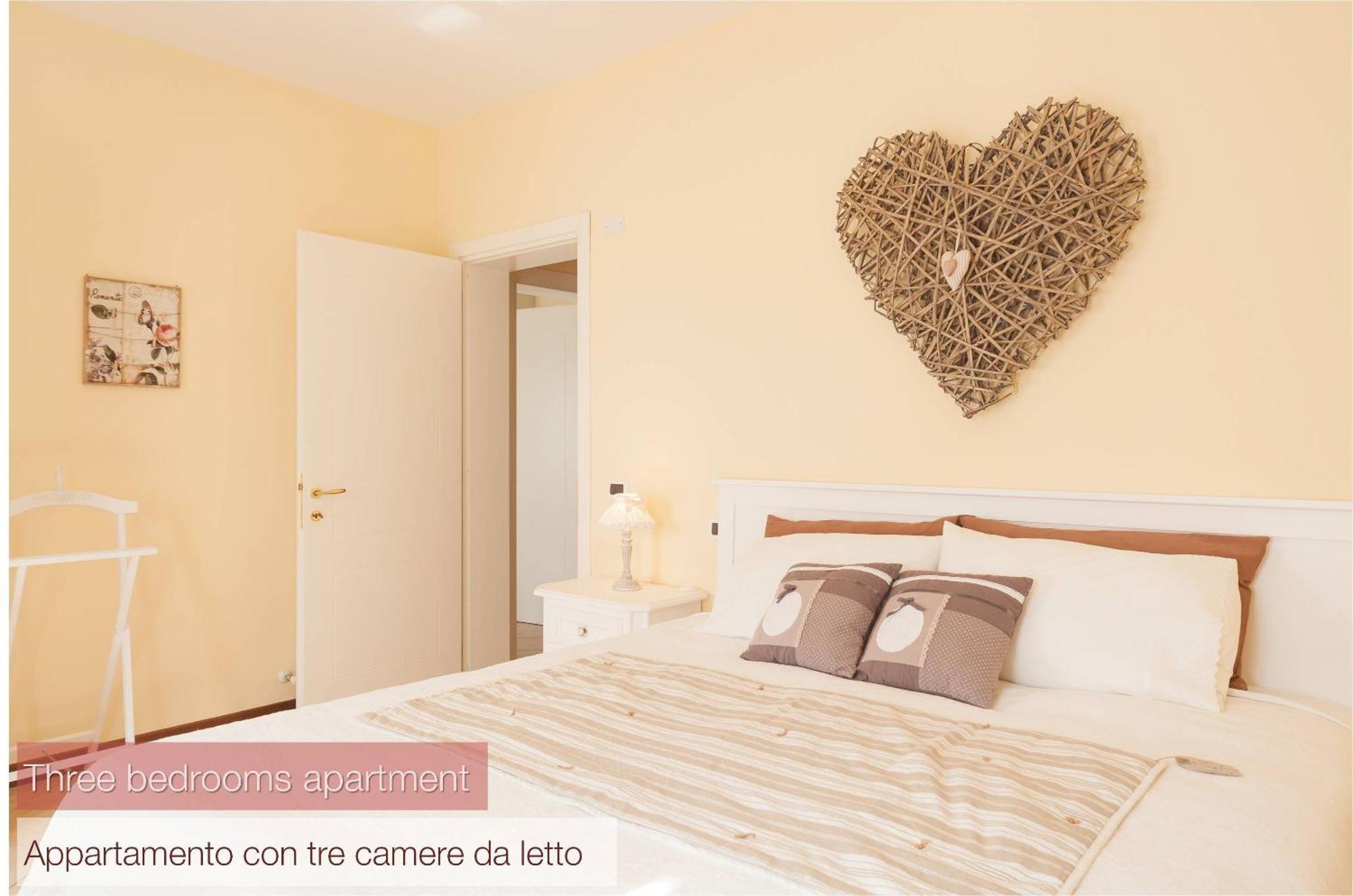Nina Guest House Longare Habitación foto